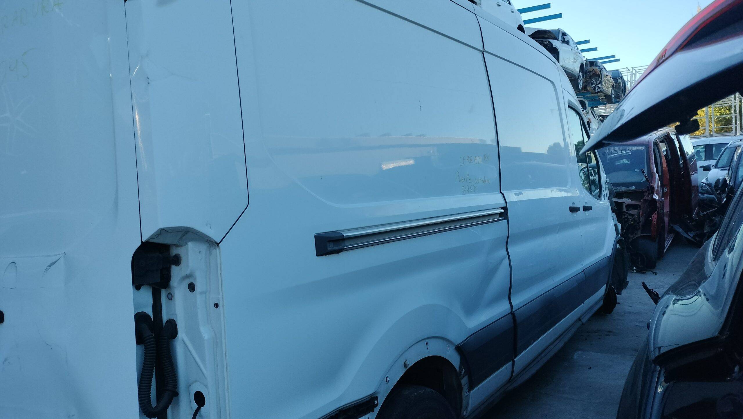 Moldura puerta trasera derecha ford transit furgón (ttg)(2013->)