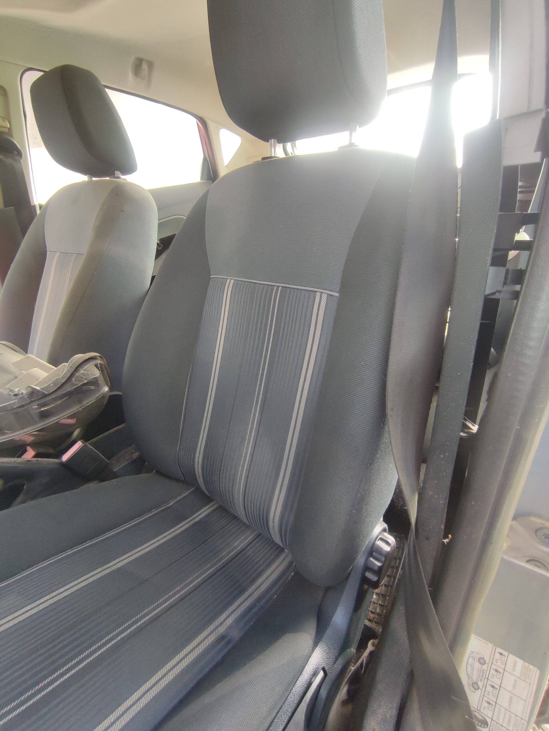 Asiento delantero izquierdo ford fiesta (cb1)(2008->)