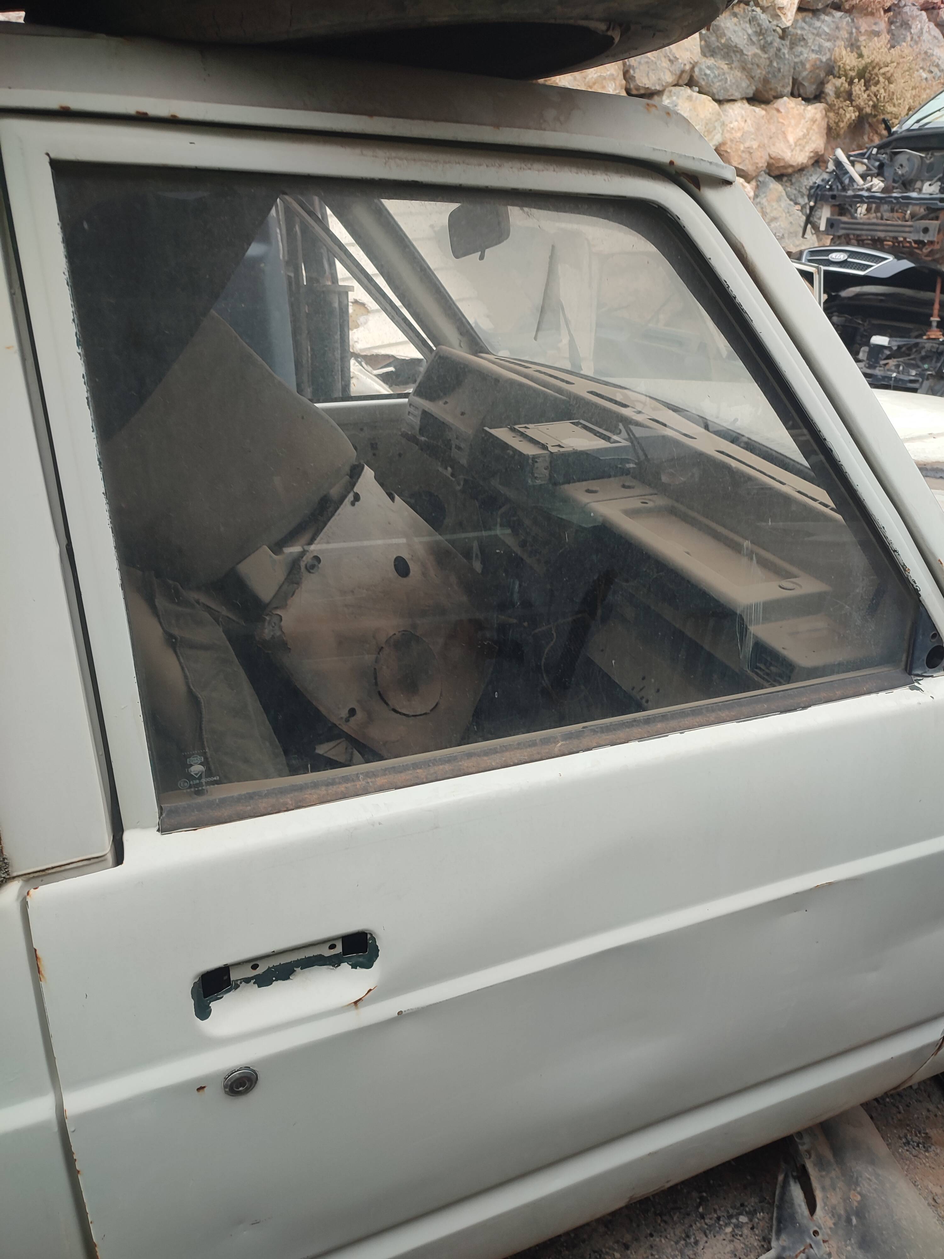 Cristal puerta delantera derecha nissan patrol gr (y60)(09.1988->)