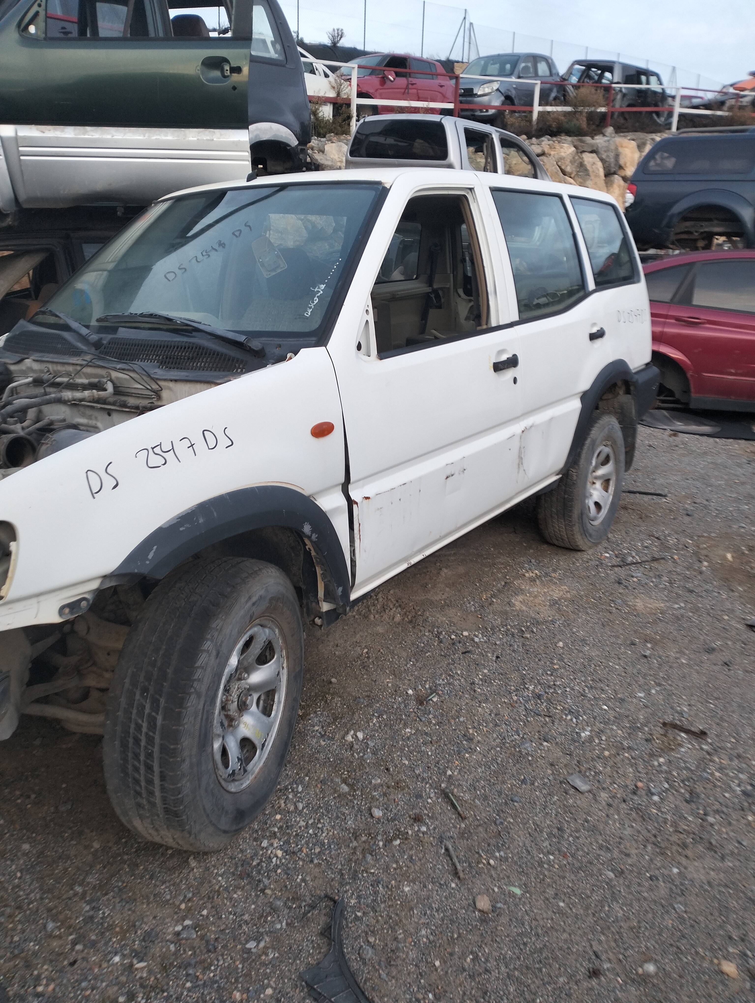 Maneta exterior trasera derecha nissan terrano ii (r20)(02.1993->)