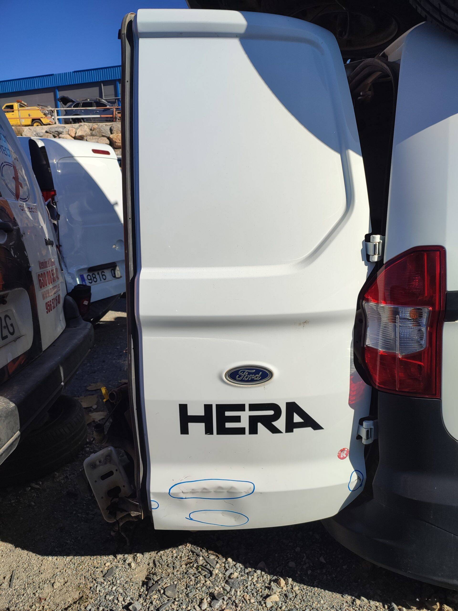 Puerta trasera carga derecha ford transit courier (c4a)(2013->)