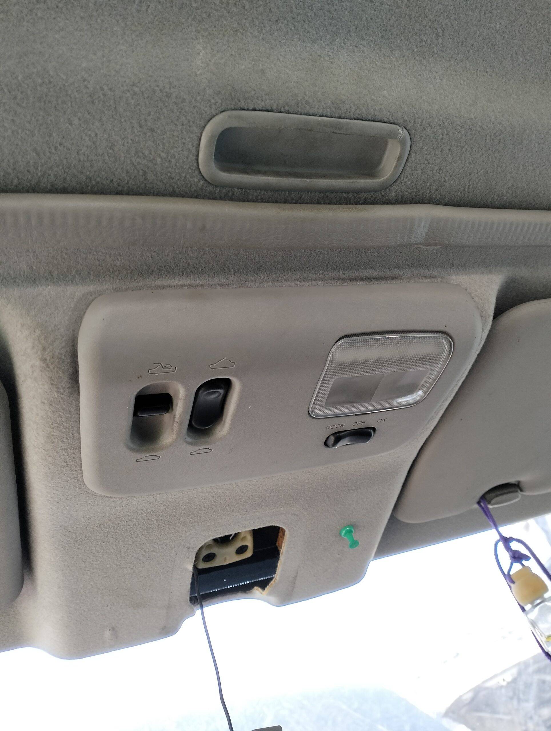 Luz central interior nissan x-trail (t30)(06.2001->)