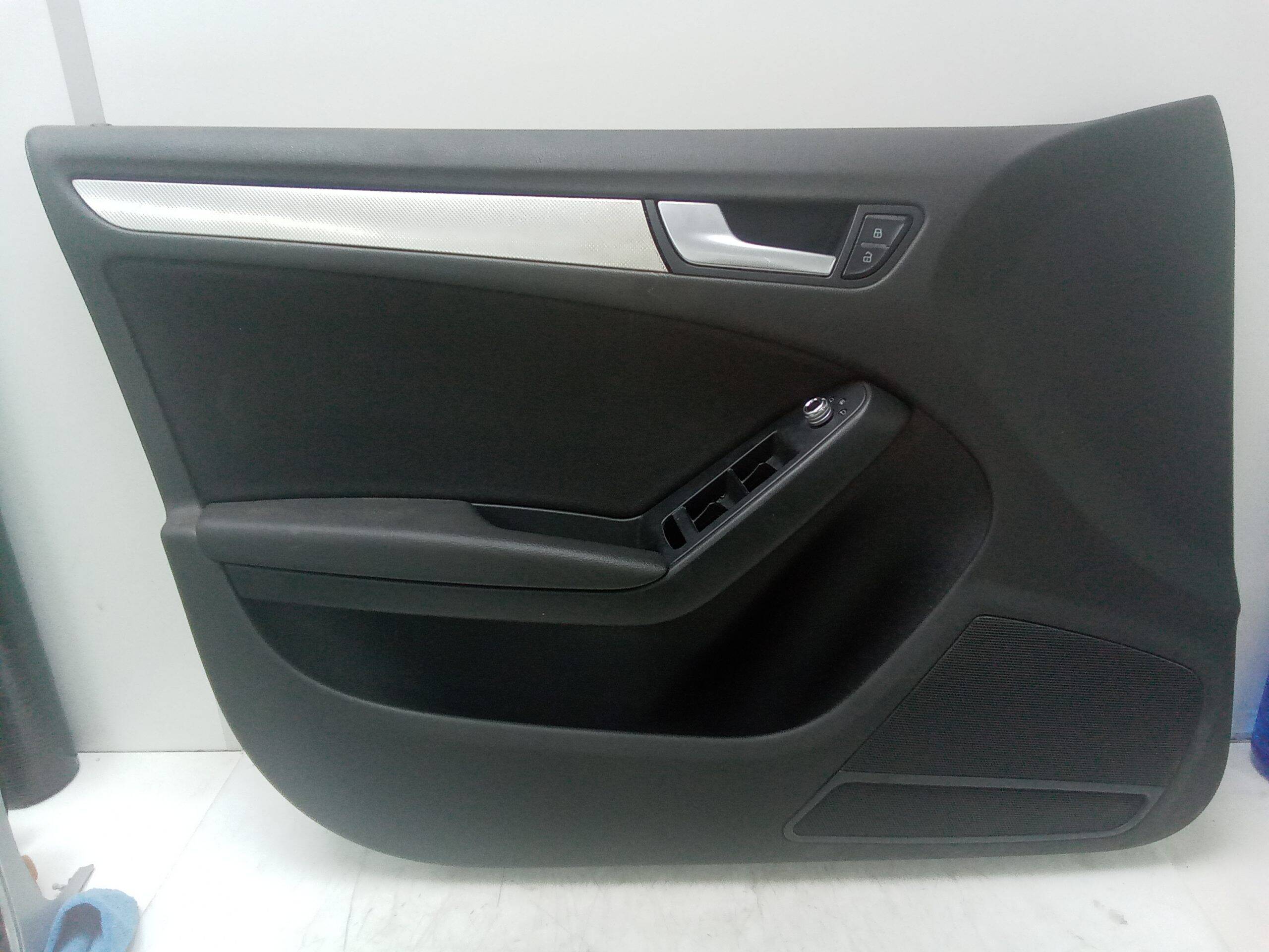 Guarnecido puerta delantera derecha audi a5 sportback (8t)(05.2009->)