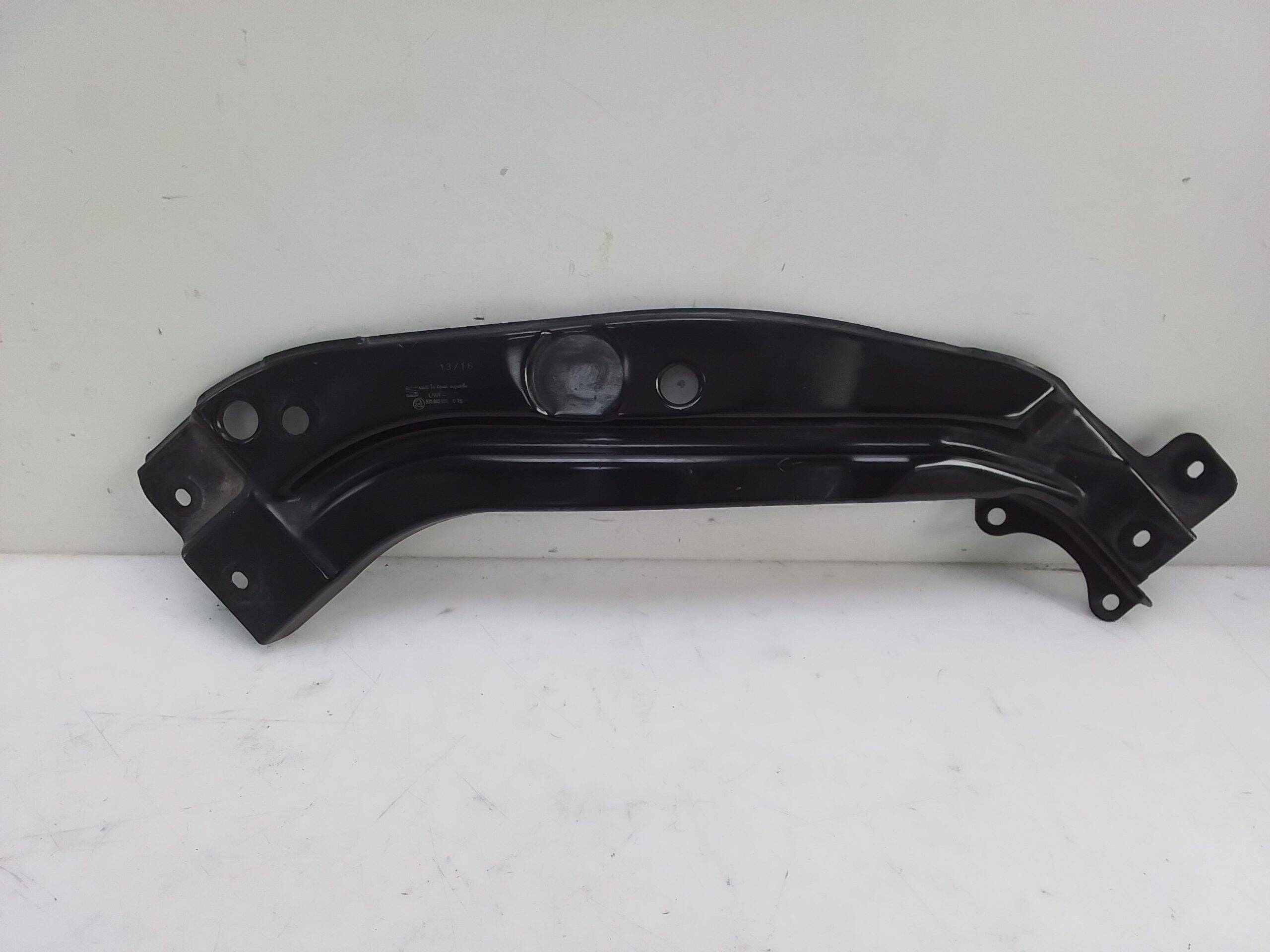 Soporte faro izq. seat ateca (kh7)(03.2016->)