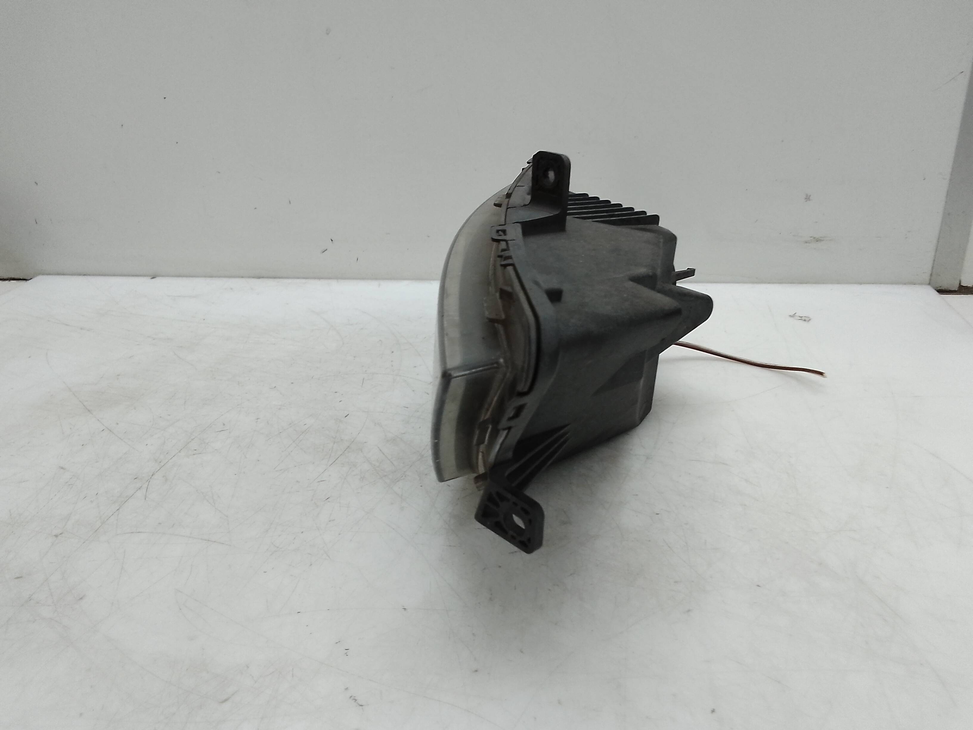 Faro antiniebla derecho seat leon (5f1)(09.2012->)