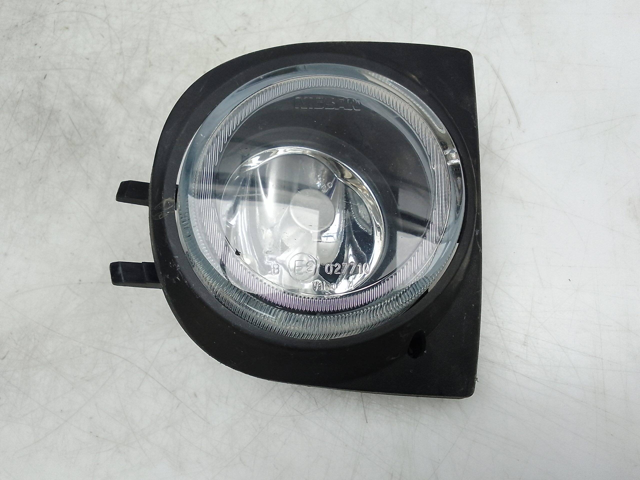 Faro antiniebla derecho nissan micra (k12e)(11.2002->)