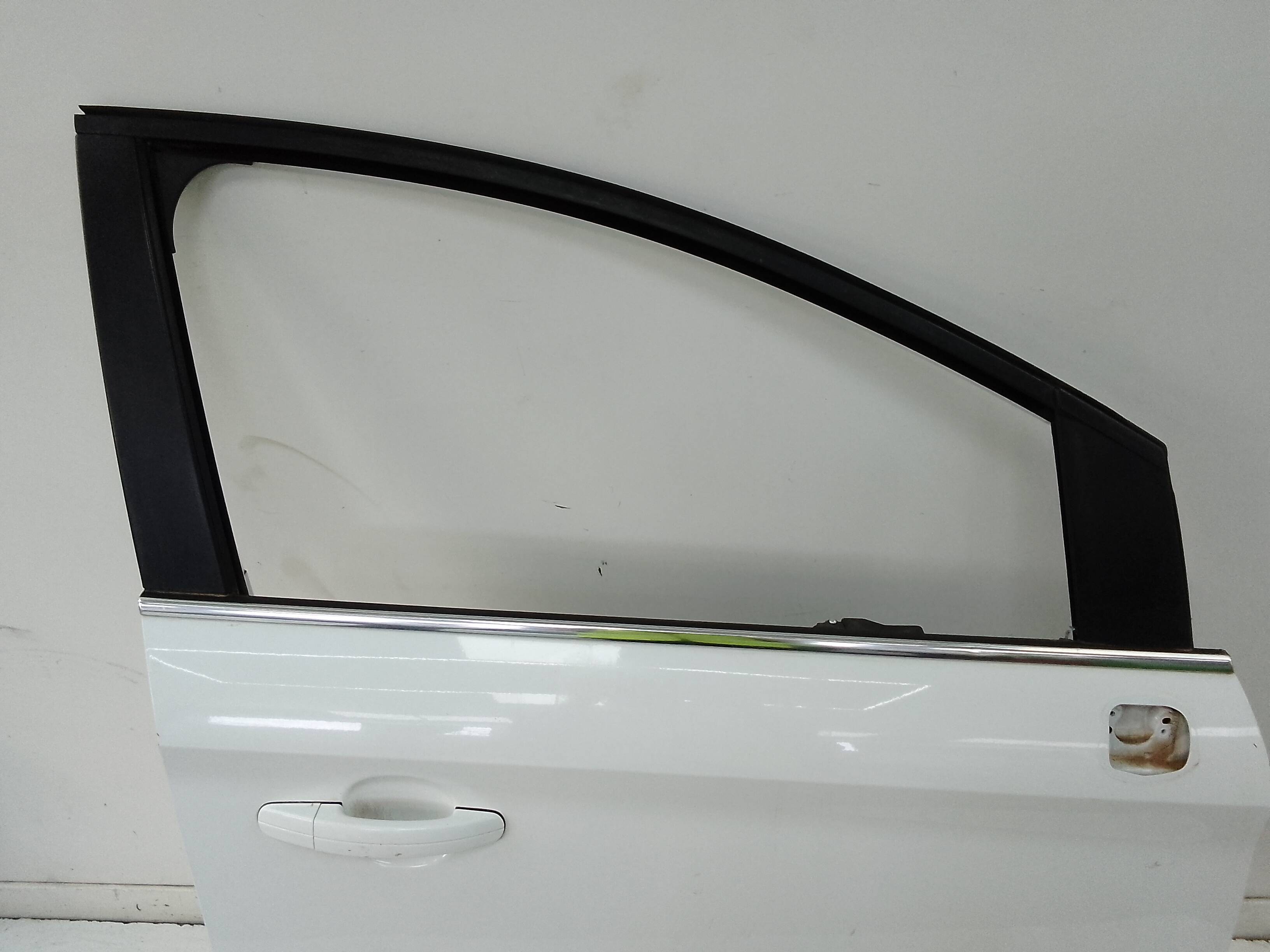 Puerta delantera derecha ford kuga (cbv)(2008->)