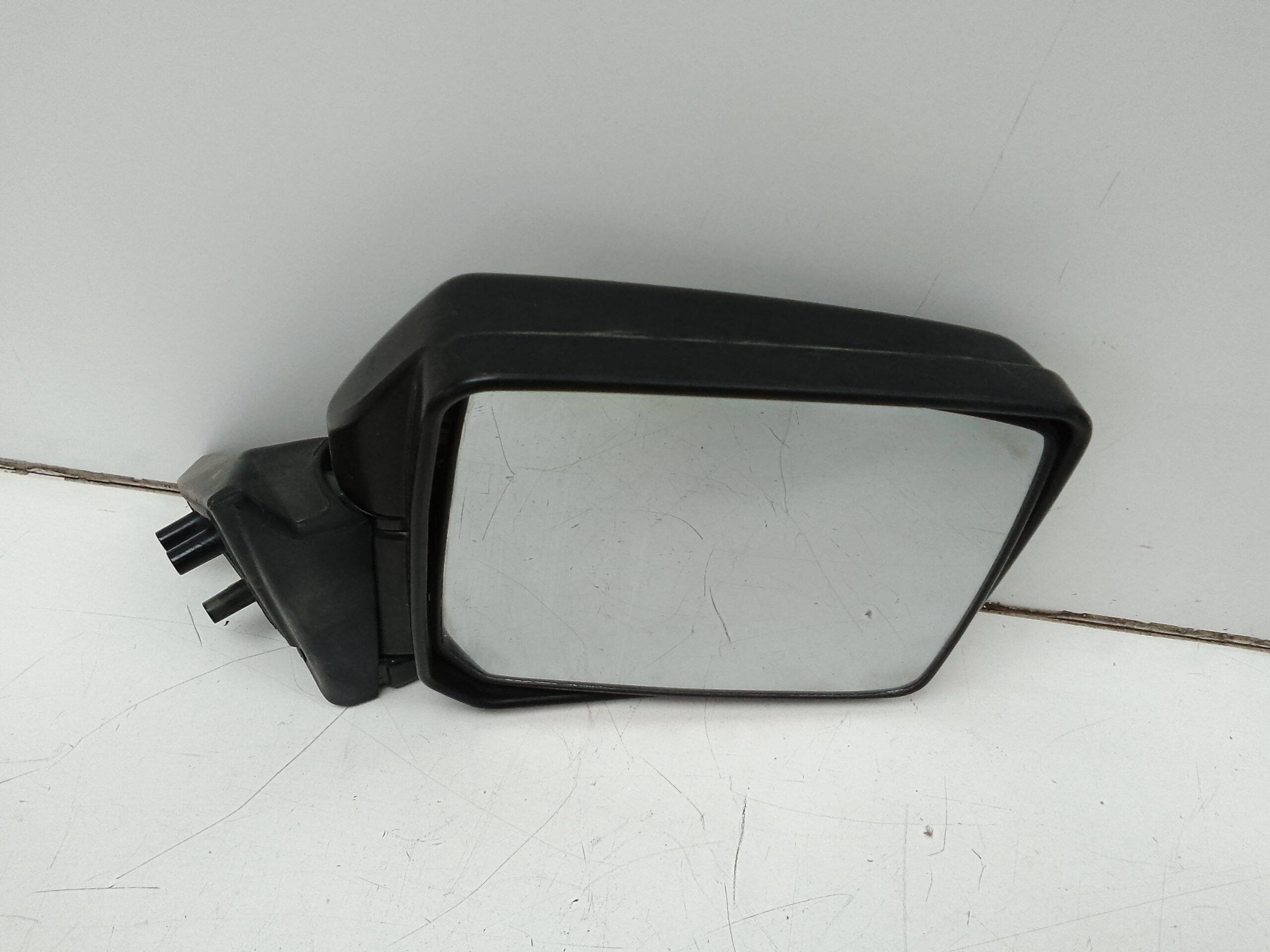 Retrovisor derecho nissan patrol gr (y60)(09.1988->)