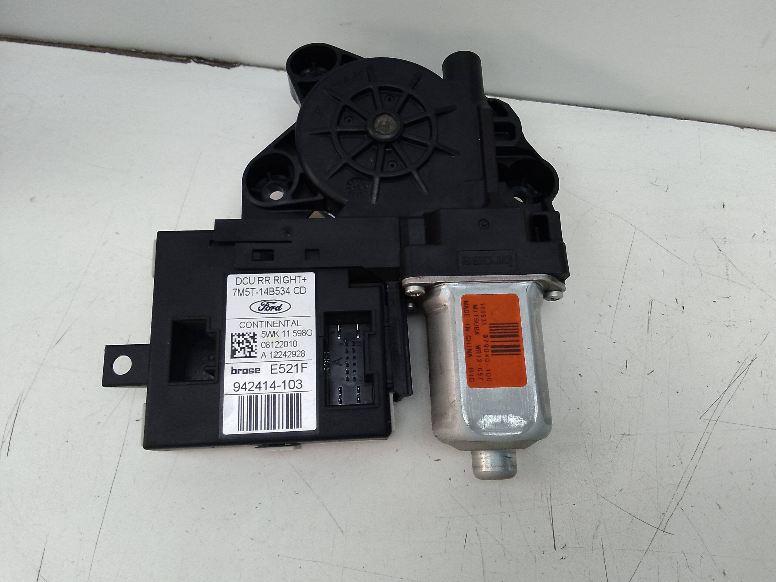 Motor elevalunas trasero derecho ford kuga (cbv)(2008->)