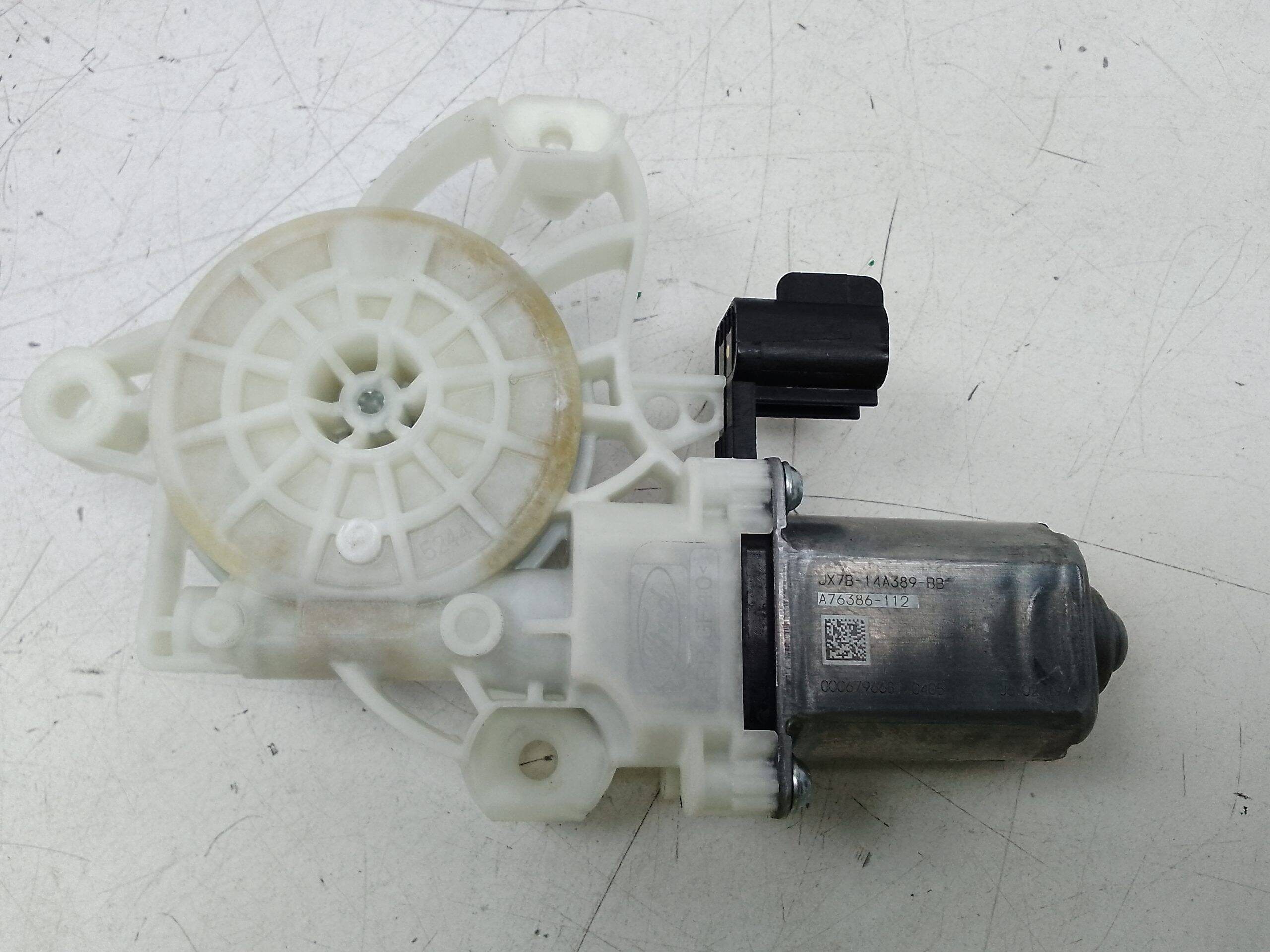 Motor elevalunas trasero derecho ford focus berlina (cge)(2018->)