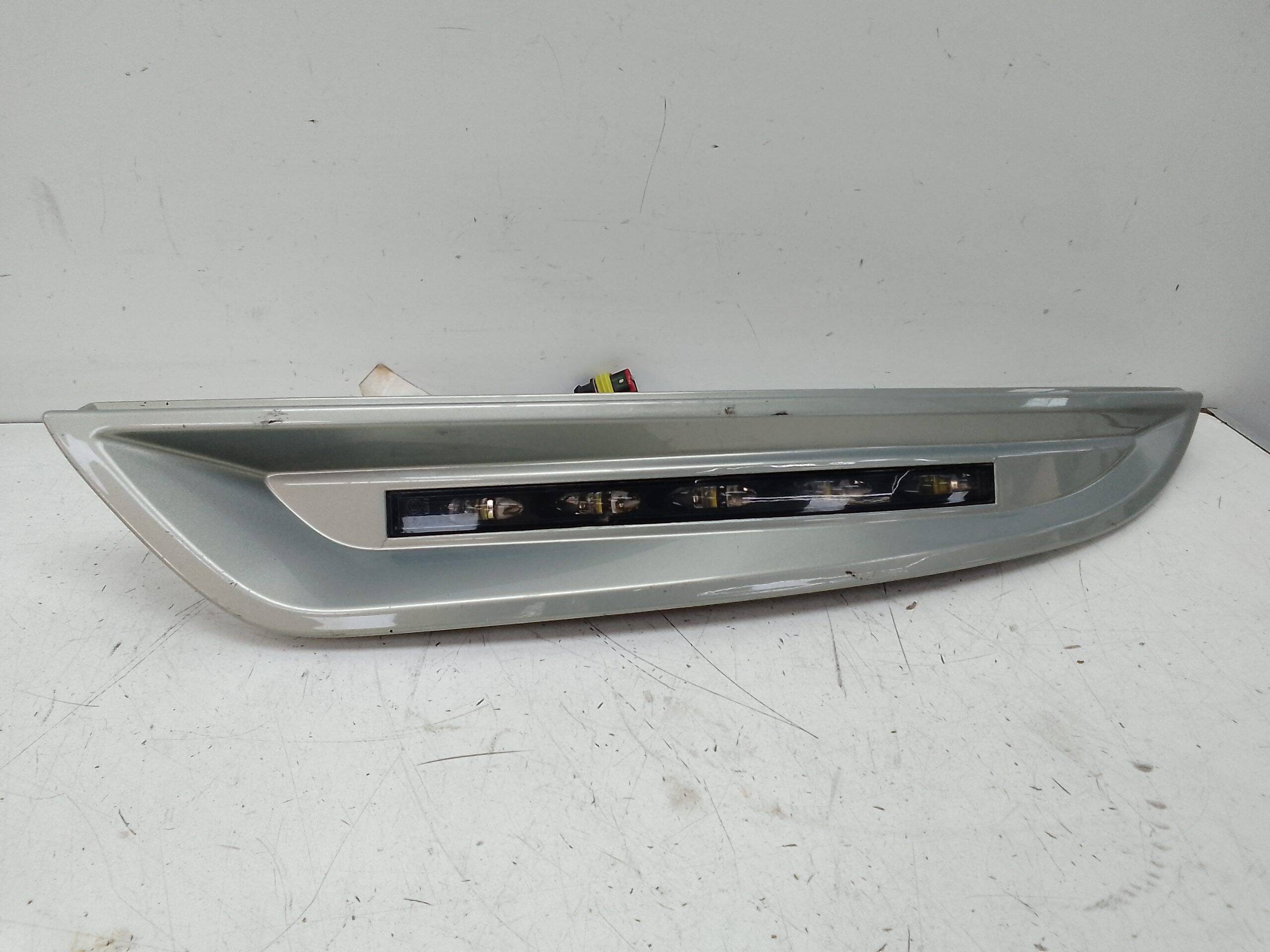 Luz diurna izquierda ford kuga (cbv)(2008->)