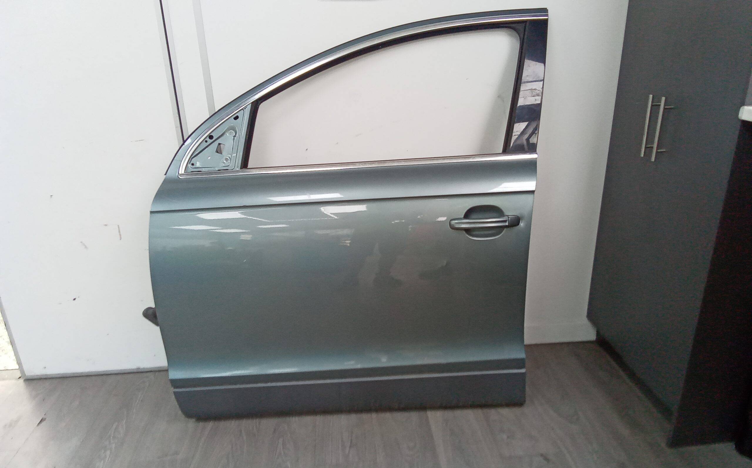 Puerta delantera izquierda audi q7 (4l)(07.2006->)