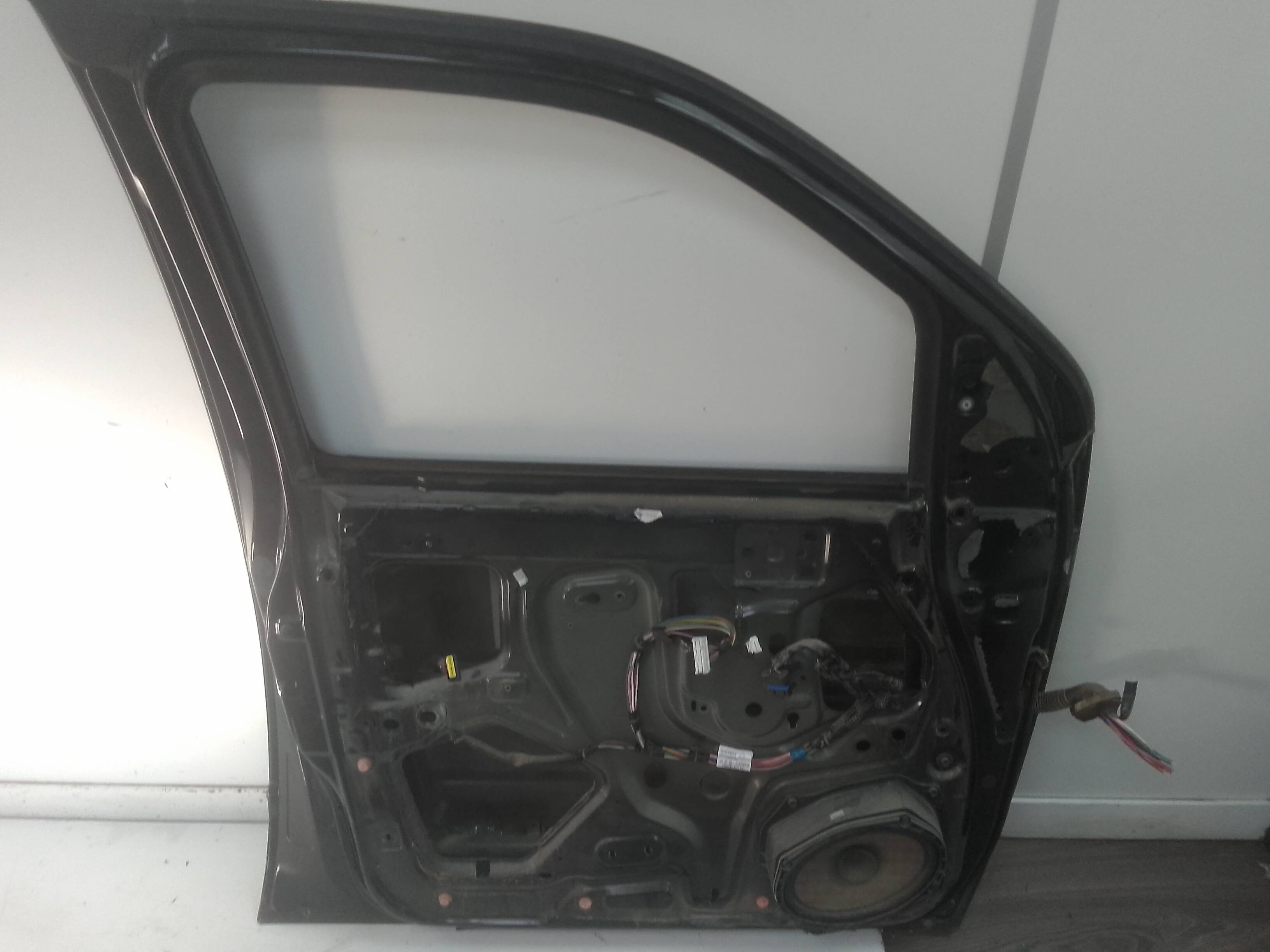 Puerta delantera izquierda nissan navara pickup (d40m)(05.2005->)