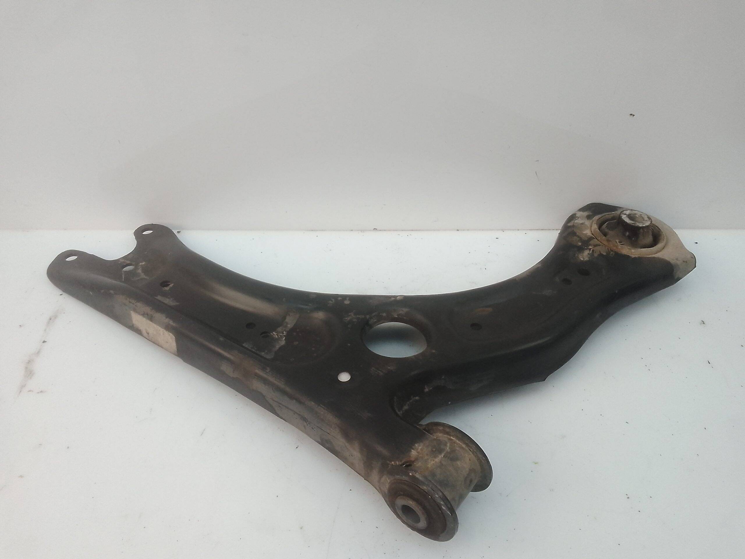 Brazo suspension inferior delantero derecho seat ibiza (kj1)(2017->)