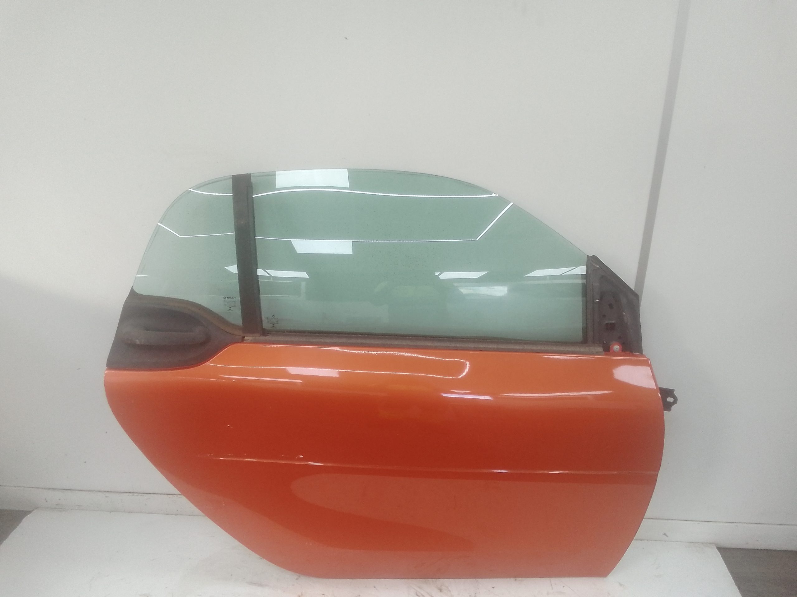 Puerta delantera derecha smart fortwo coupe (11.2014->)